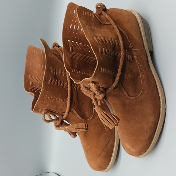 Rue 21 ETC women's booties size 7/8 - Picture 1 of 12